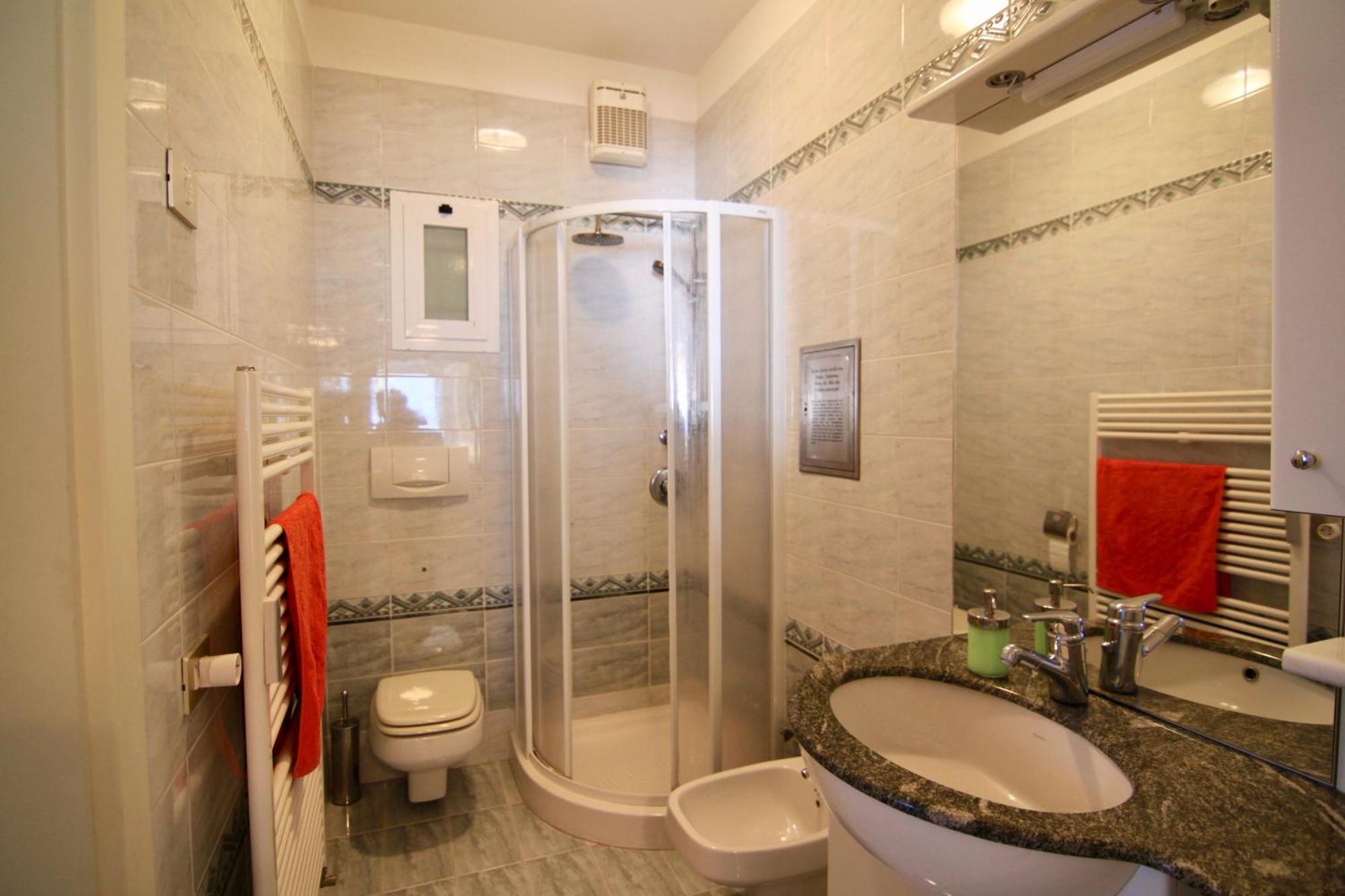 דירות Pino Lago Maggiore Casa Roccia מראה חיצוני תמונה