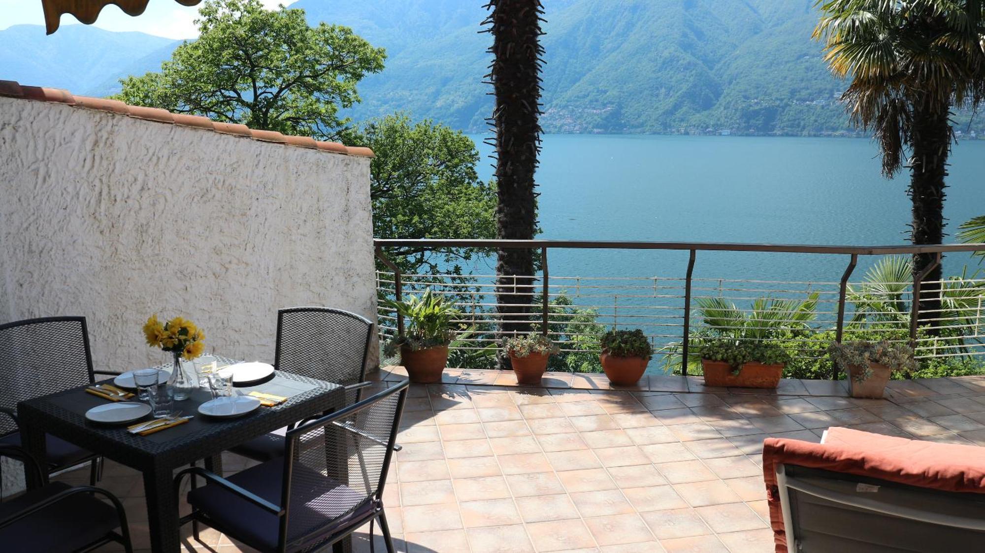 דירות Pino Lago Maggiore Casa Roccia מראה חיצוני תמונה